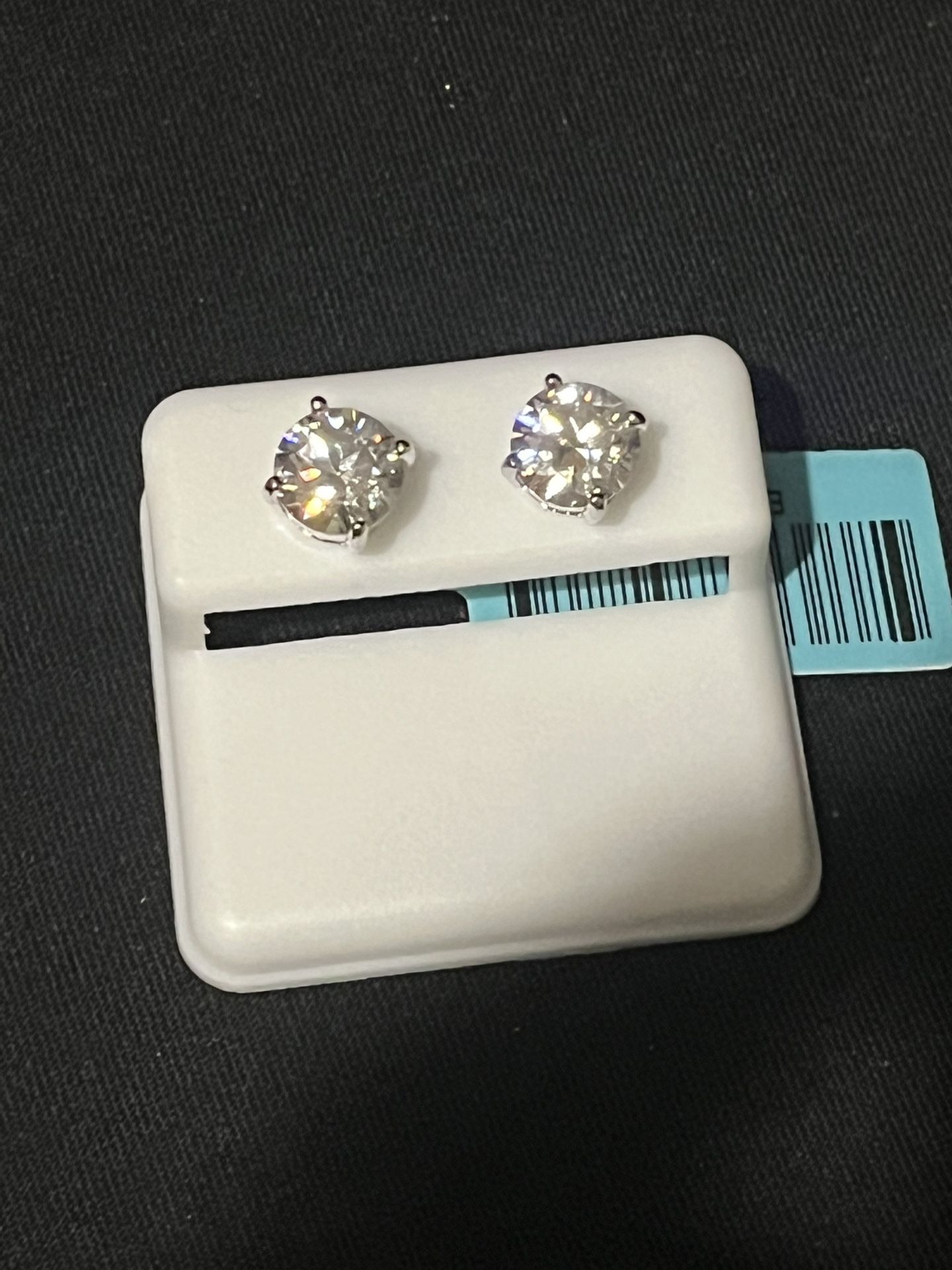 S925 Moissanite Stud Earrings 
