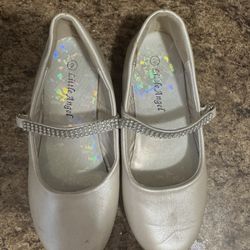 Girls Size 2 Dress Shoes