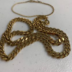 Gold Colored Chain & Bracelet Set
