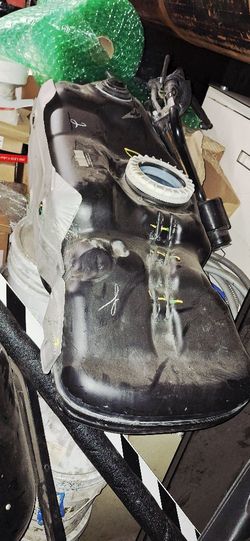Toyota Tacoma 2016-2023  Fuel Tank