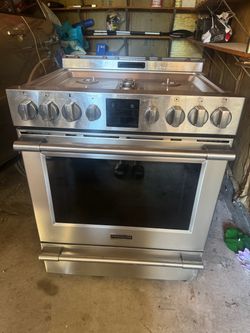 GE Gas Stove