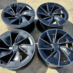 4x OEM 2025 Tesla Model 3 Performance 20" Warp Wheels  Set  NO SENSOR