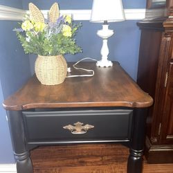 Solid Rock Maple Side Table – Sprague & Carleton (1950s–60s)