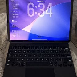 iPad Pro 11” with Magic Keyboard - M2 - 128GB - Wifi/Cellular - 4th Gen