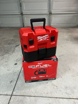 Milwaukee M12 FUEL 12-Volt Lithium-lon Cordless 1.6 Gal. Wet/Dry Vacuum (battery not included)