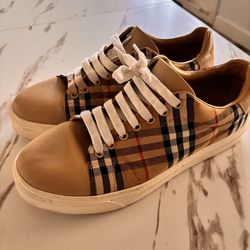 Burberry shoes