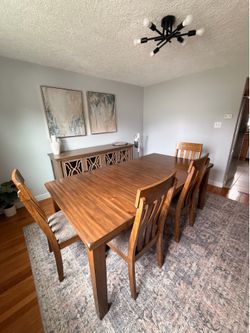 Dining room table