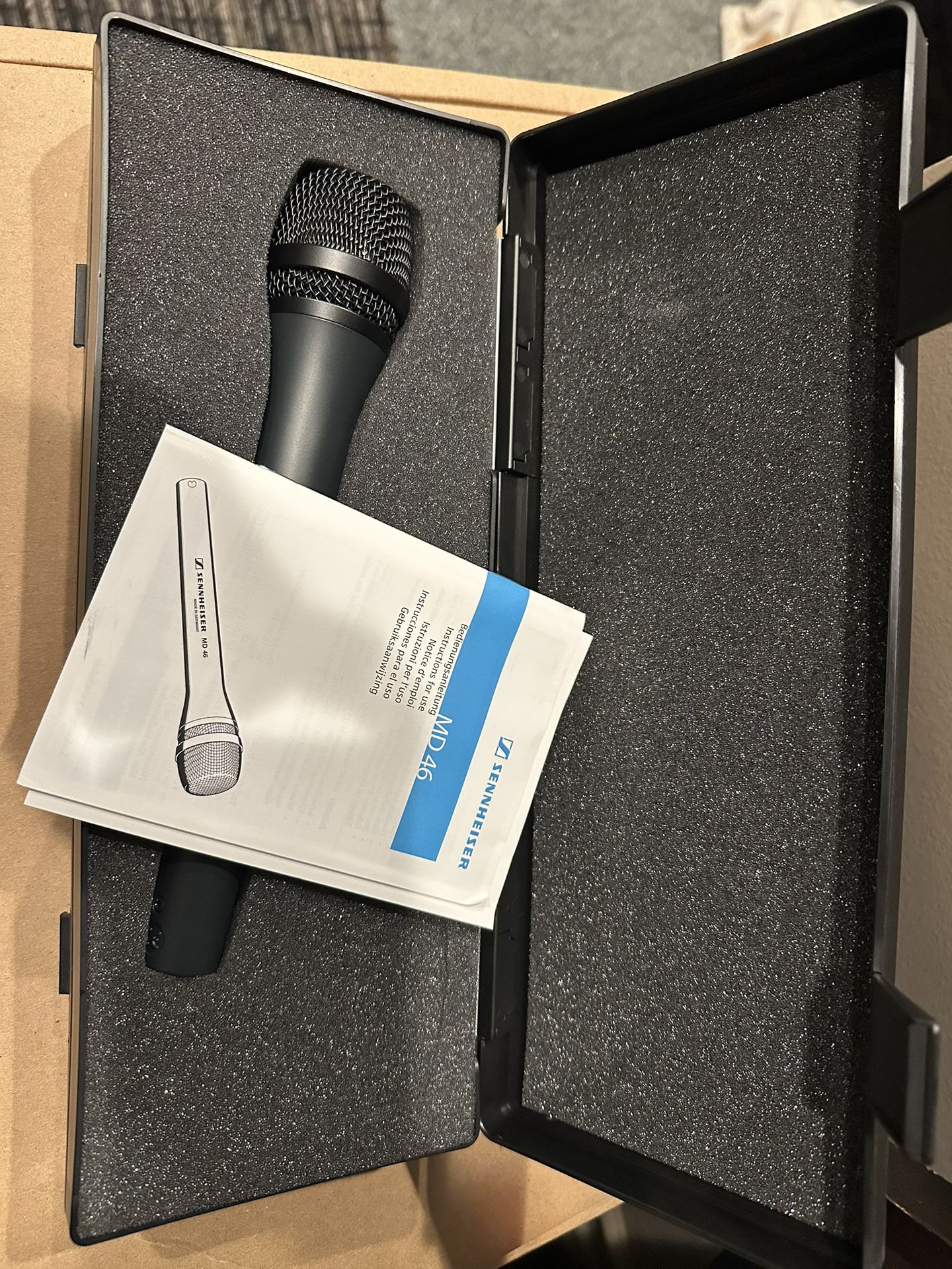 Sennheiser  MD 46 Microphone