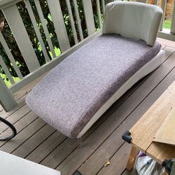 Leather Chaise Lounge 
