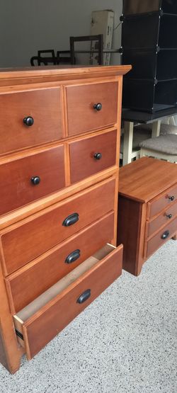 Heavy Wood Dresser and Nightstand Set