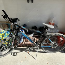 Cannondale Catalyst Bike 