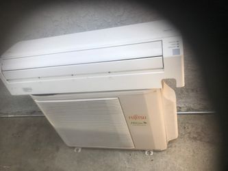 Ductless minisplit.