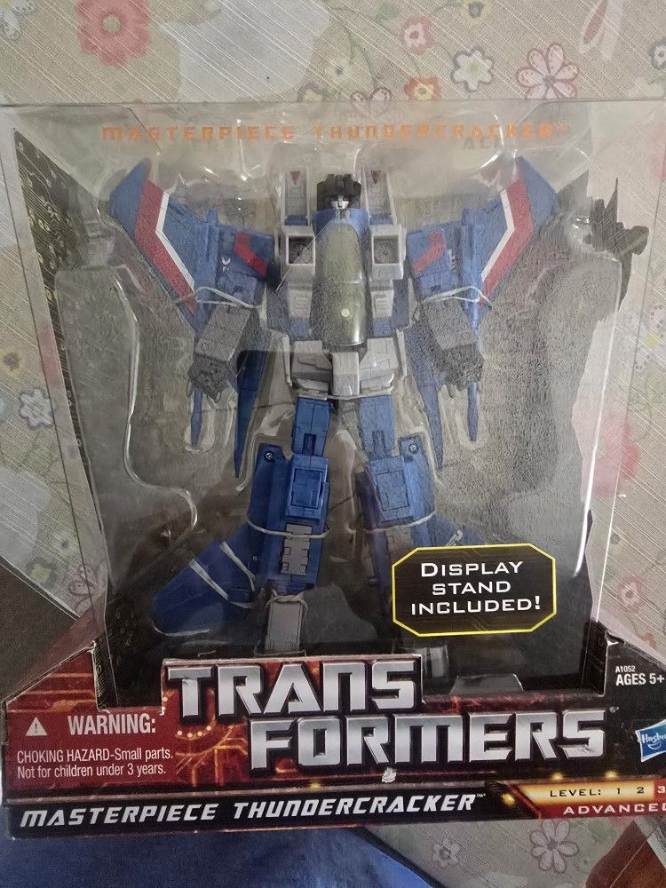 Transformers Masterpiece Thundercracker Toys R Us Exclusive 2012 New!!!