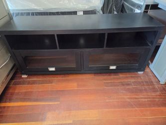 57" TV Stand / Entertainment Center
