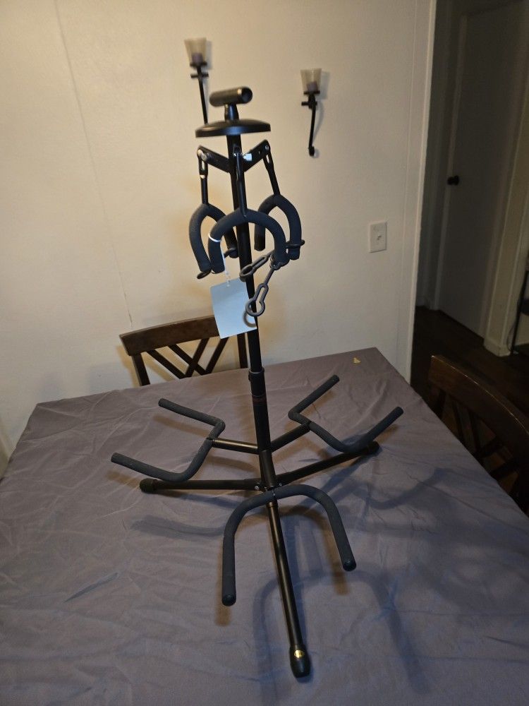 Musician's Gear 3 Guitar Stand W/ Locking Neck Saddles