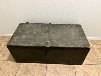 Vintage Military Footlocker