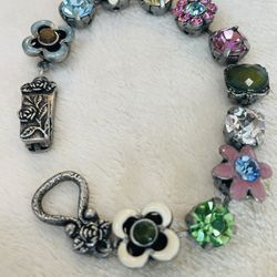 Flower power crystal Bracelet 7”