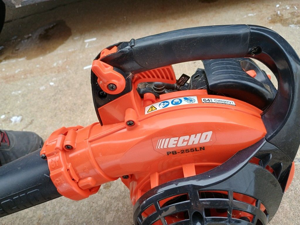 Echo Leaf Blower