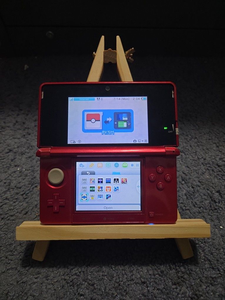 Modded Base 3ds Crimson Red