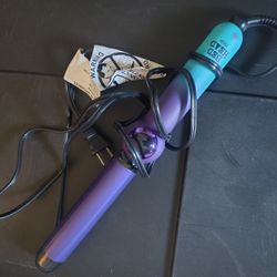 Bedhead 1.25 inch curling wand for beachy waves (Clamp Free) 
