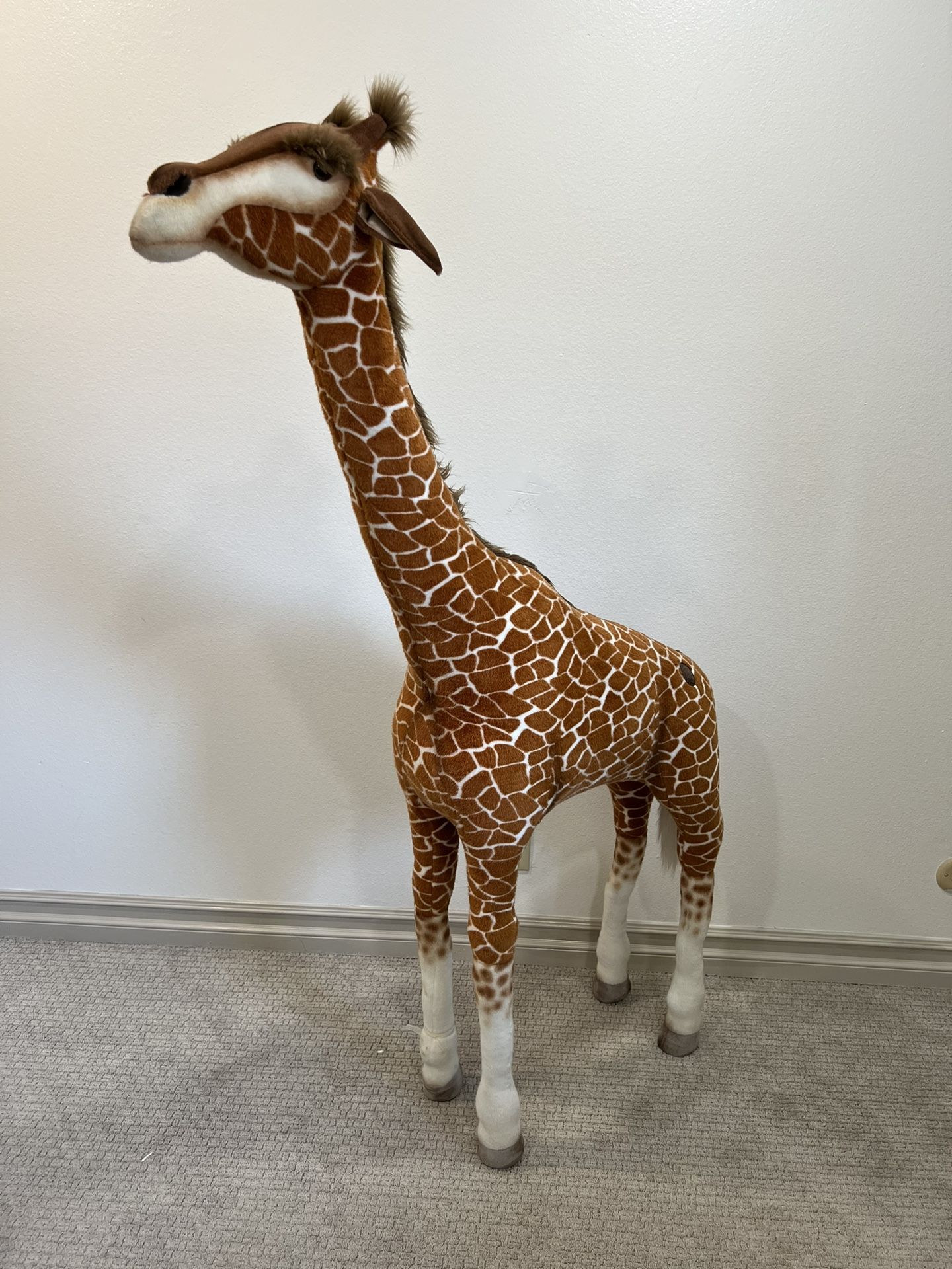 Stiles Brothers Safari Giraffe