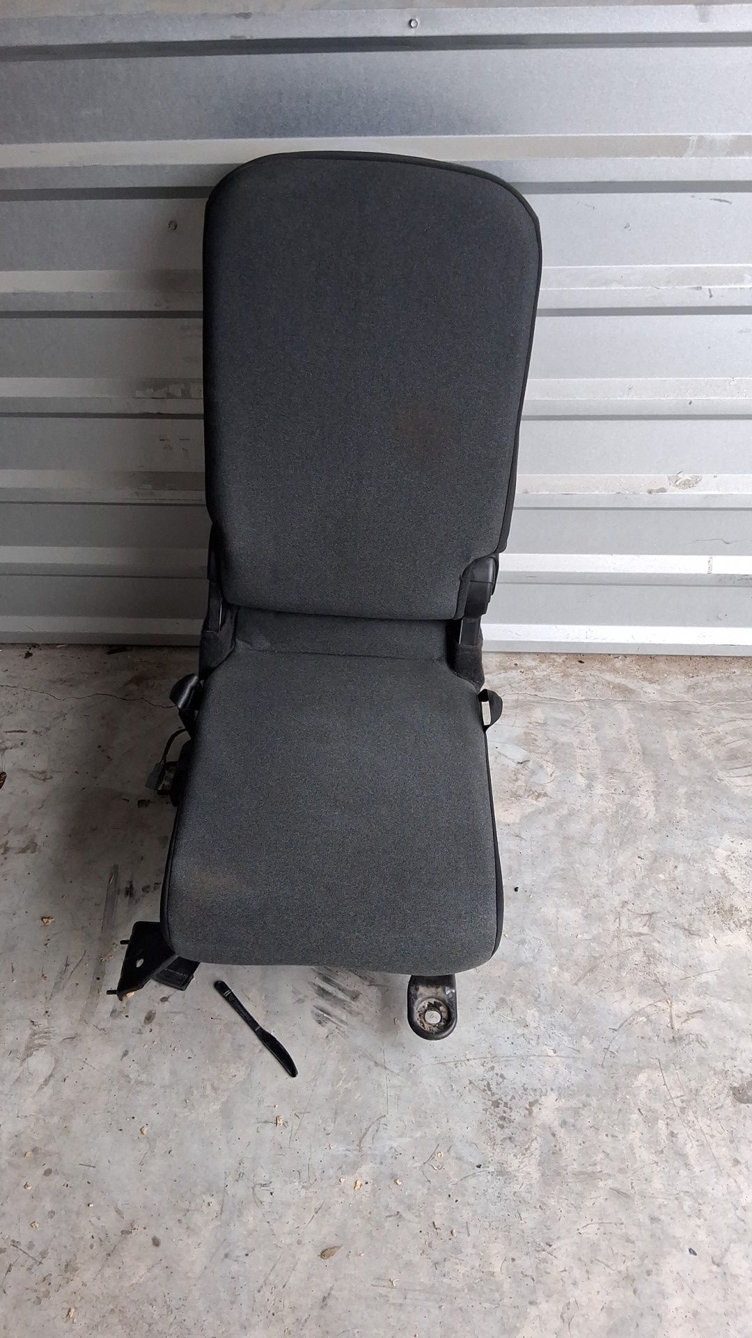13-21 RAM 1500 CENTER SEAT CONSOLE