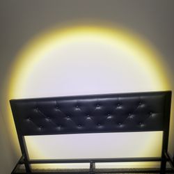 Queen Size Metal Bed Frame