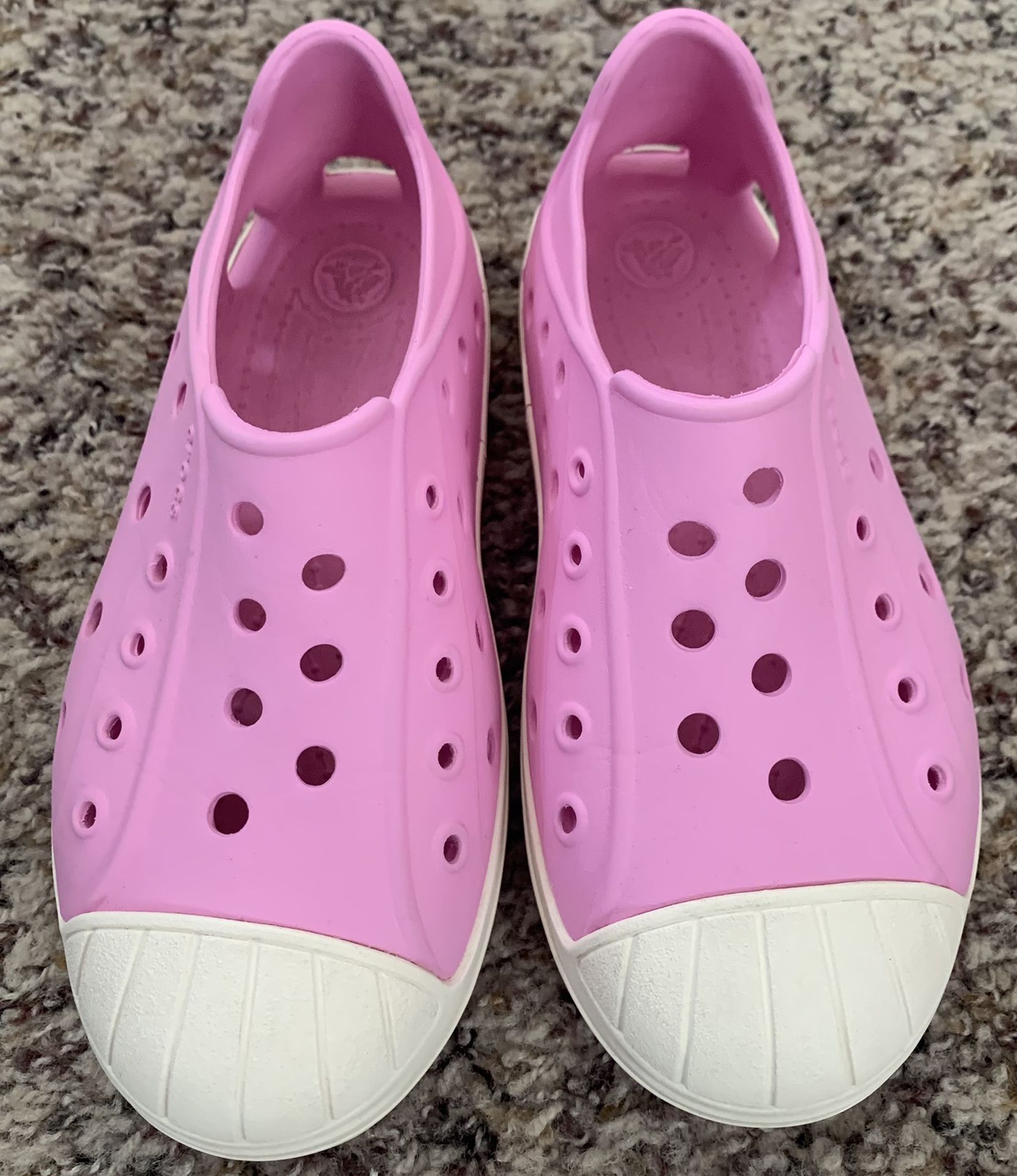 Girls Crocs Size 1