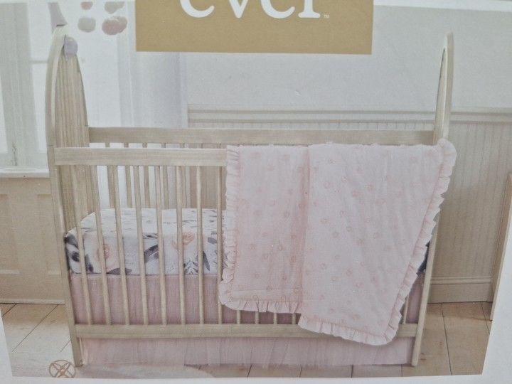 Ever & Ever Crib Bedding Set -Vintage Rose