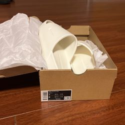 nike sandals