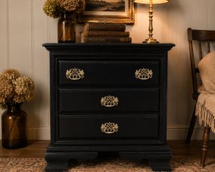 Vintage Distressed Black Dresser – Moody Antique / Primitive Style