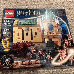 Lego 76387Hogwarr's Fluffy Encounter 