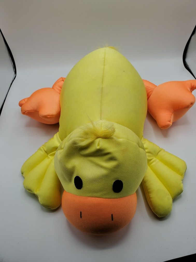 Duck plushie