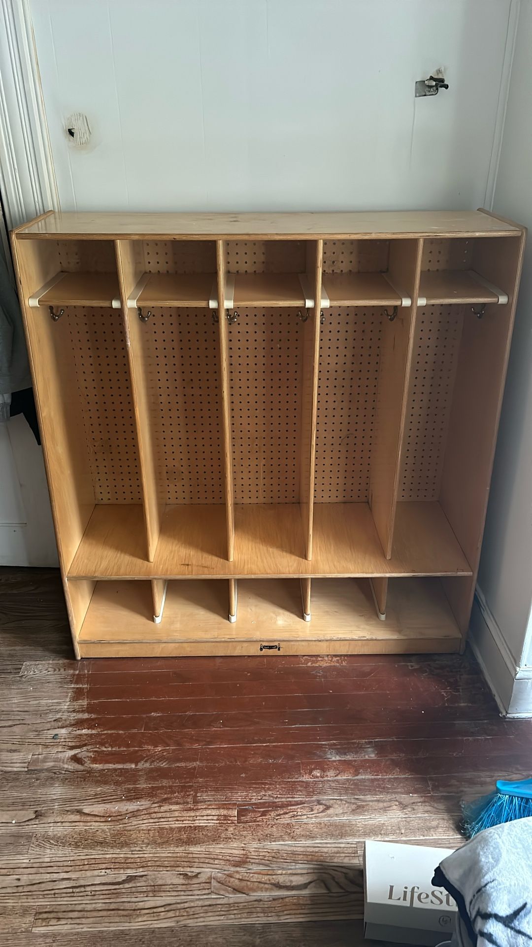 Storage Kid Shelf