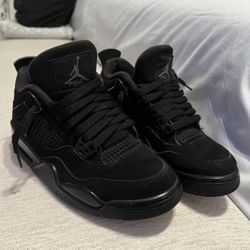 Jordan 4s