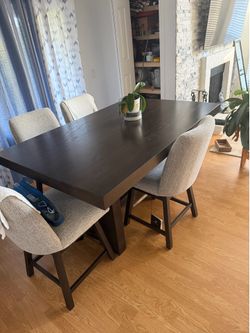 Dinning set