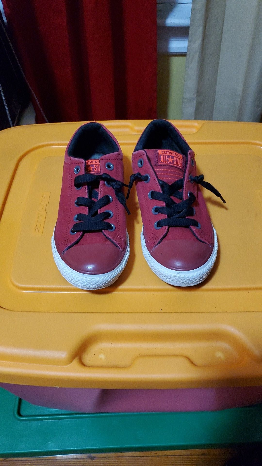 Converse