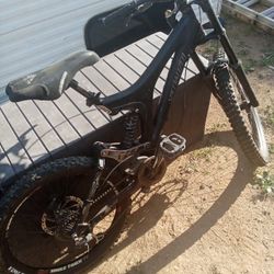 Downhill Mountain Bike