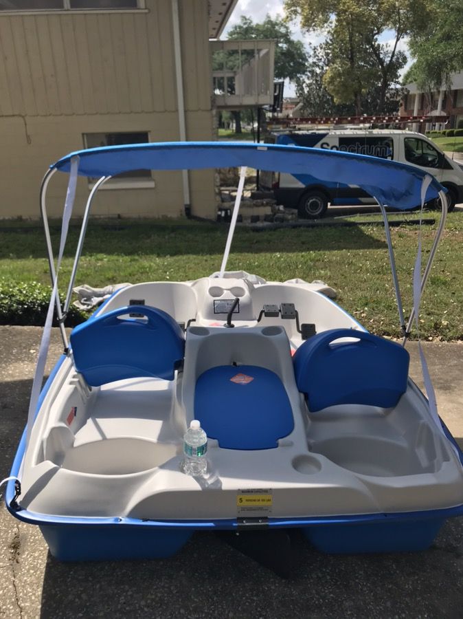 Sun Dolphin 5-Person Sun Slider Pedal Boat with Canopy for Sun Dolphin 5-Person Sun Slider Pedal Boat with Canopy for