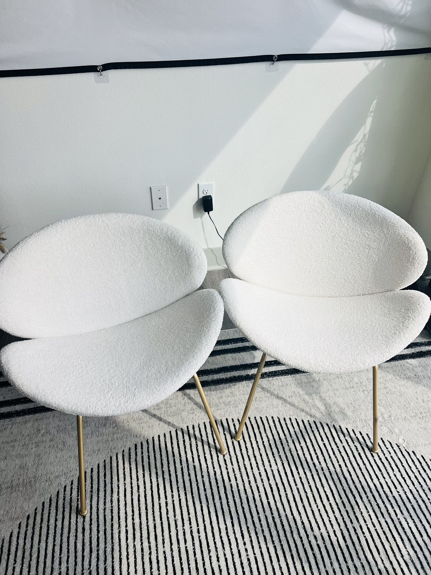 Modern White/Gold Textured Chairs