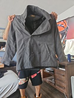 Men's L Peacoat