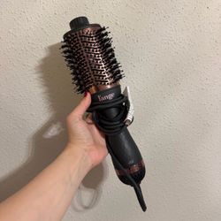 L'ange Hot Air Brush Blow Dryer