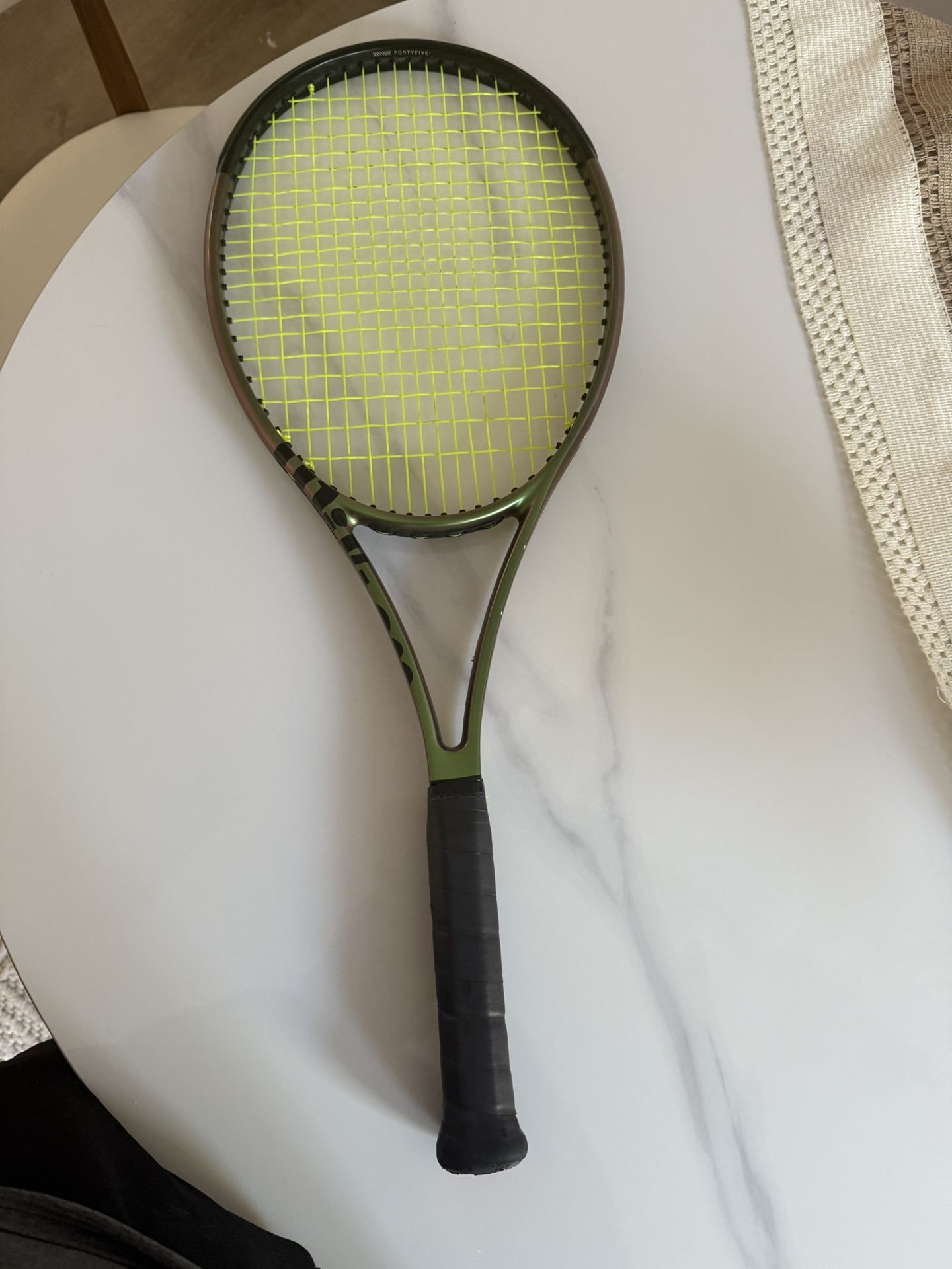 Wilson Blade V8 98