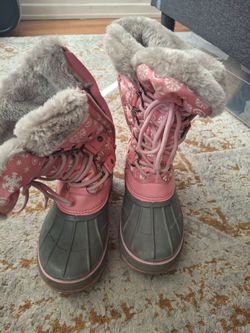 Girls shoes