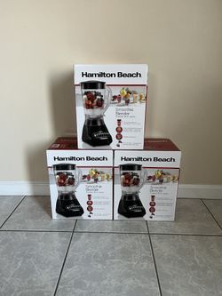 BRAND NEW 10 SPEED BLENDERS 🥤🧉. 56 OUNCE CAPACITY.  FACTORY SEALED.  GREAT GIFT. 🎁🎁. WAS $49.99!!  XMAS SALE $28.00 EACH. 🎄🎄