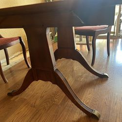 Antique Dining Room Table With Four Chairs