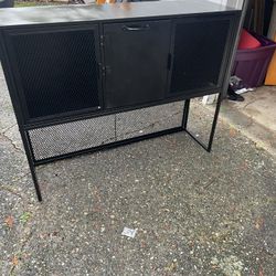 Nice Black Modern Entry Table / Tv stand With 3 Doors 