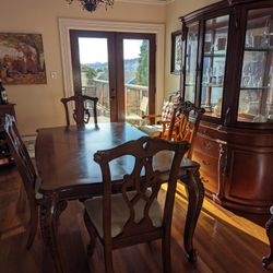 Complete Dining Room Set with 6 Chairs