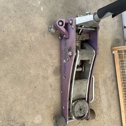 Pittsburg 1.5 ton car jack
