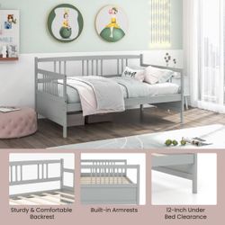 Costway Twin Size Wooden Slats Daybed Bed with Rails-White